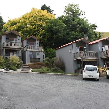 Waitomo Village Chalets Home Of Kiwipaka Waitomo Caves Exterior photo