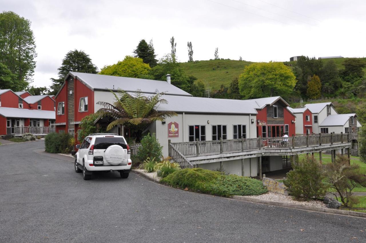 Waitomo Village Chalets Home Of Kiwipaka Waitomo Caves Exterior photo